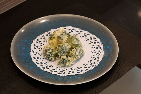 TEMPURA DE BRÓCOLI CAL YANG